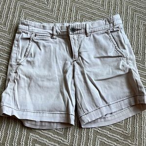 Anthropologie Pilcro and the Letterpress shorts size 25